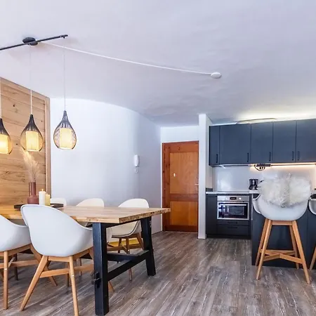 Hellochalet - The Matterhorn Heaven - Ski-in Ski-out 度假居 *