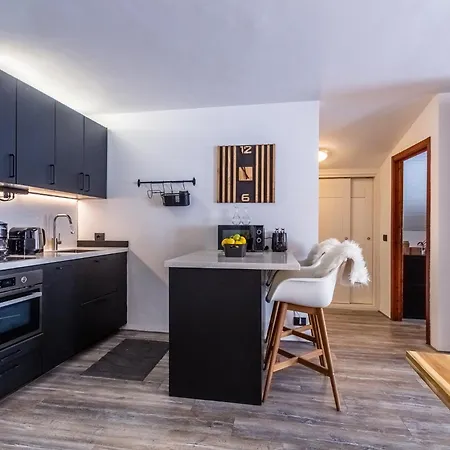 Hellochalet - The Matterhorn Heaven - Ski-in Ski-out * 布勒伊-切尔维尼亚